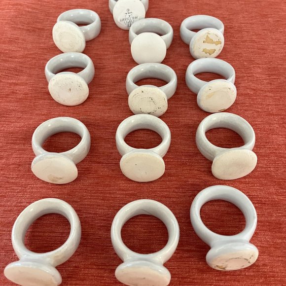 Pfaltzgraff Yorktowne Napkin Rings  13 - Picture 4 of 6